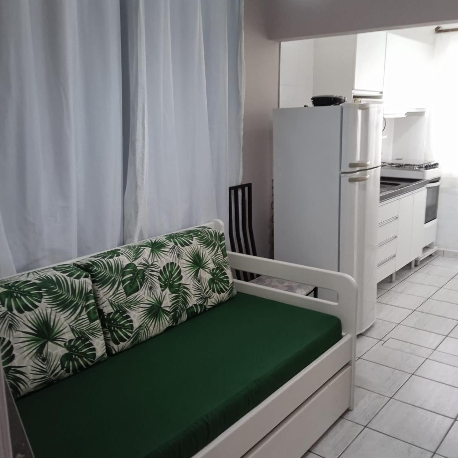 Residencial Larissa Elena Apartment Florianopolis Bagian luar foto