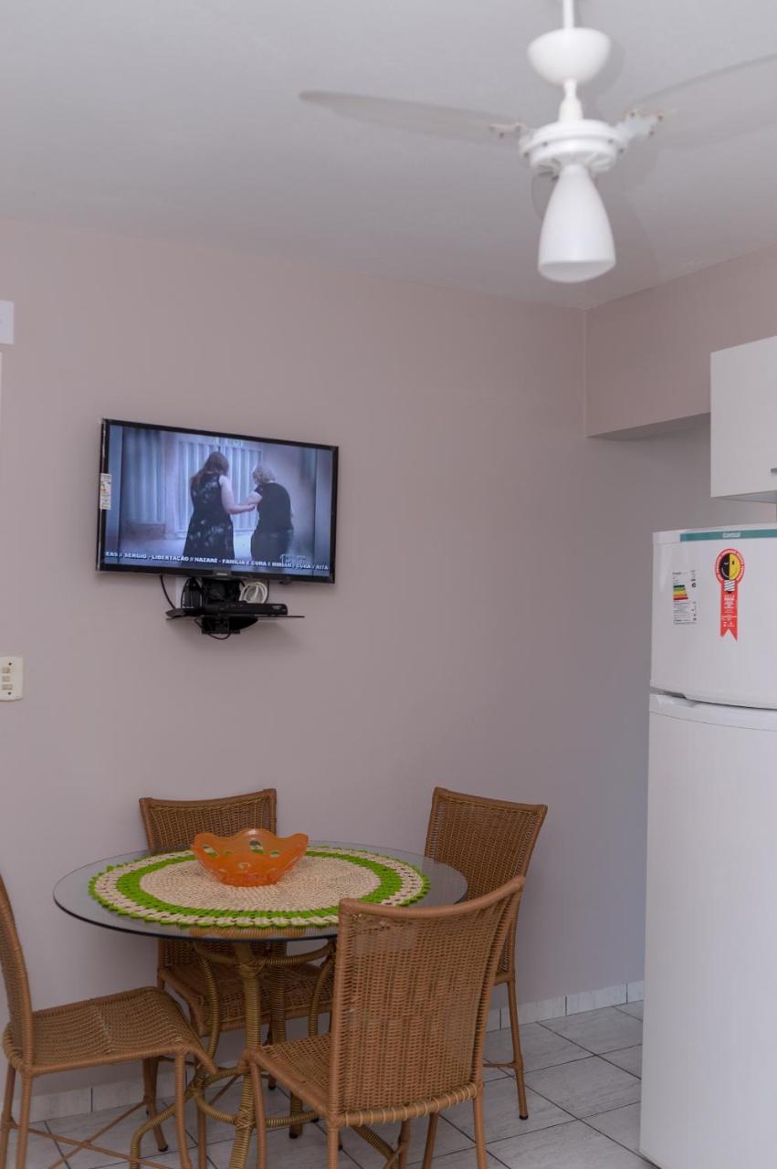 Residencial Larissa Elena Apartment Florianopolis Bagian luar foto